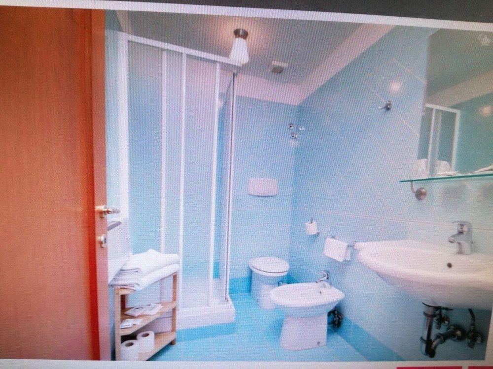 Hotel Touring Roma Esterno foto